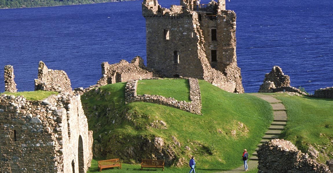 Urquhart Castle beim Loch Ness